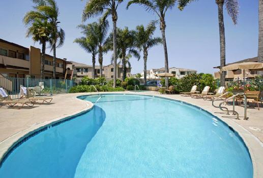 Super 8 By Wyndham Oceanside Marty'S Valley Inn 외부 사진